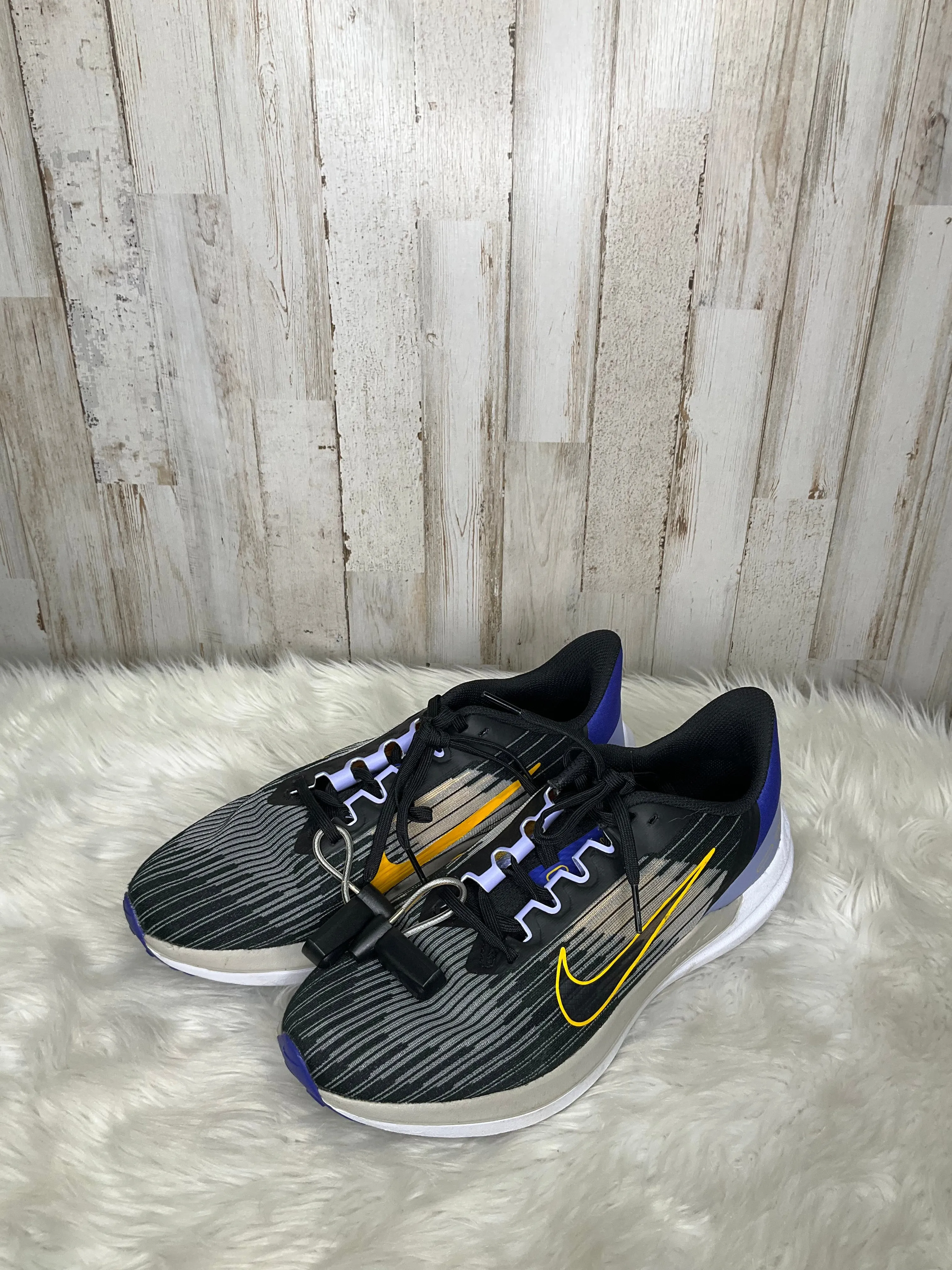 Blue Shoes Athletic Nike, Size 9.5 nike