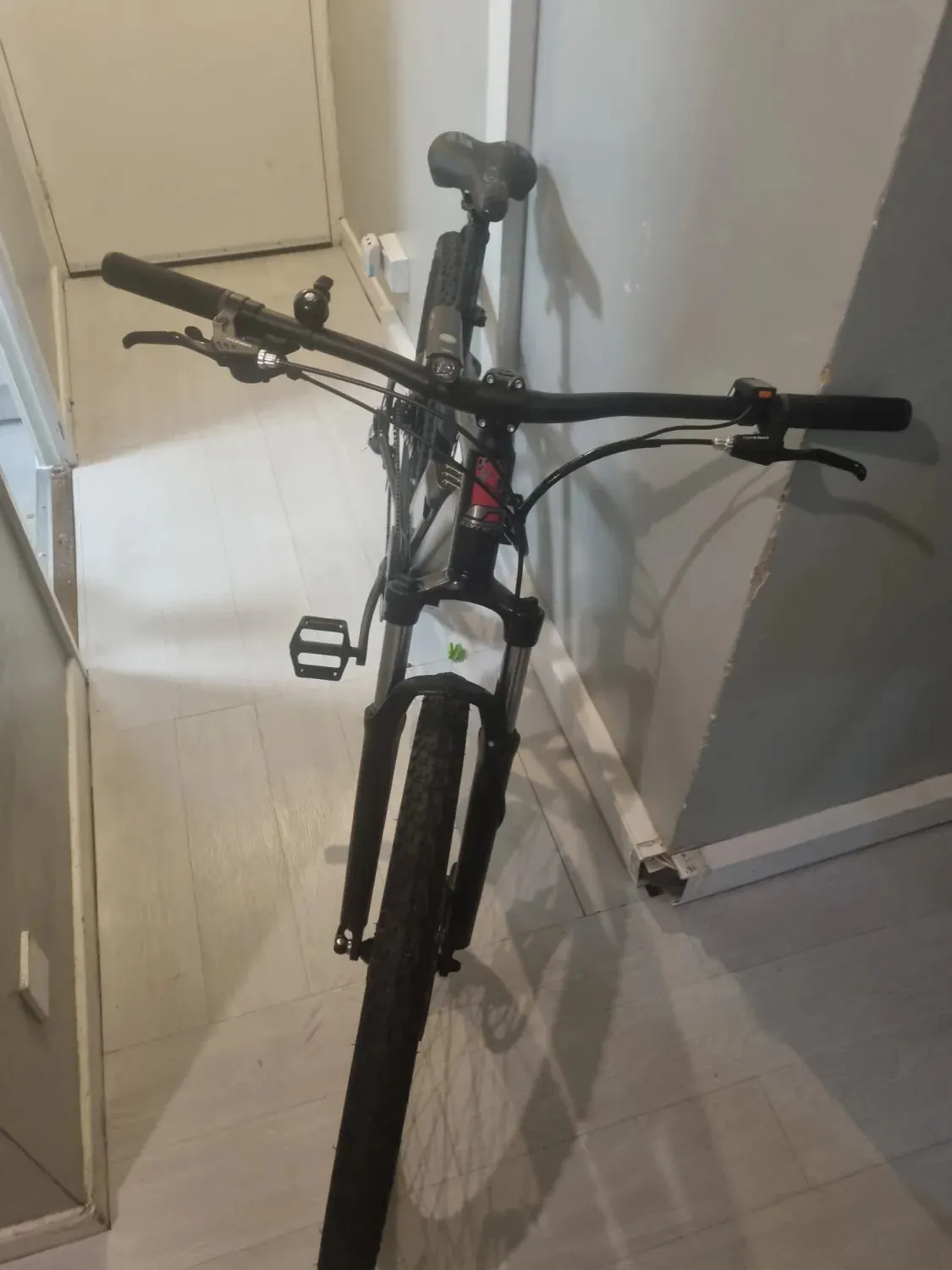 Carrera Vengeance E Mens Electric Mountain Bike 2.1 2023