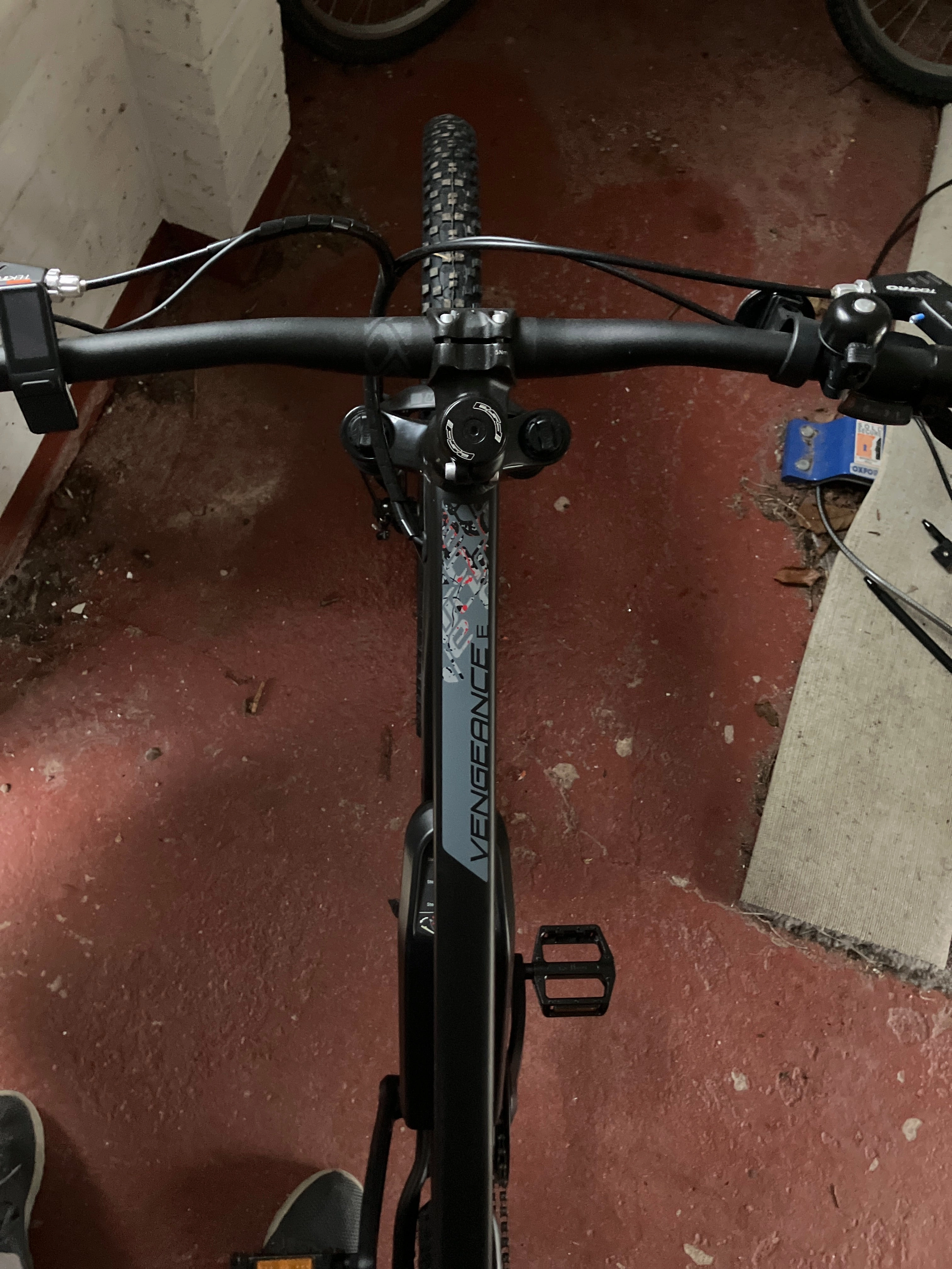 Carrera Vengeance E Mens Electric Mountain Bike Shimano 2.1 2023
