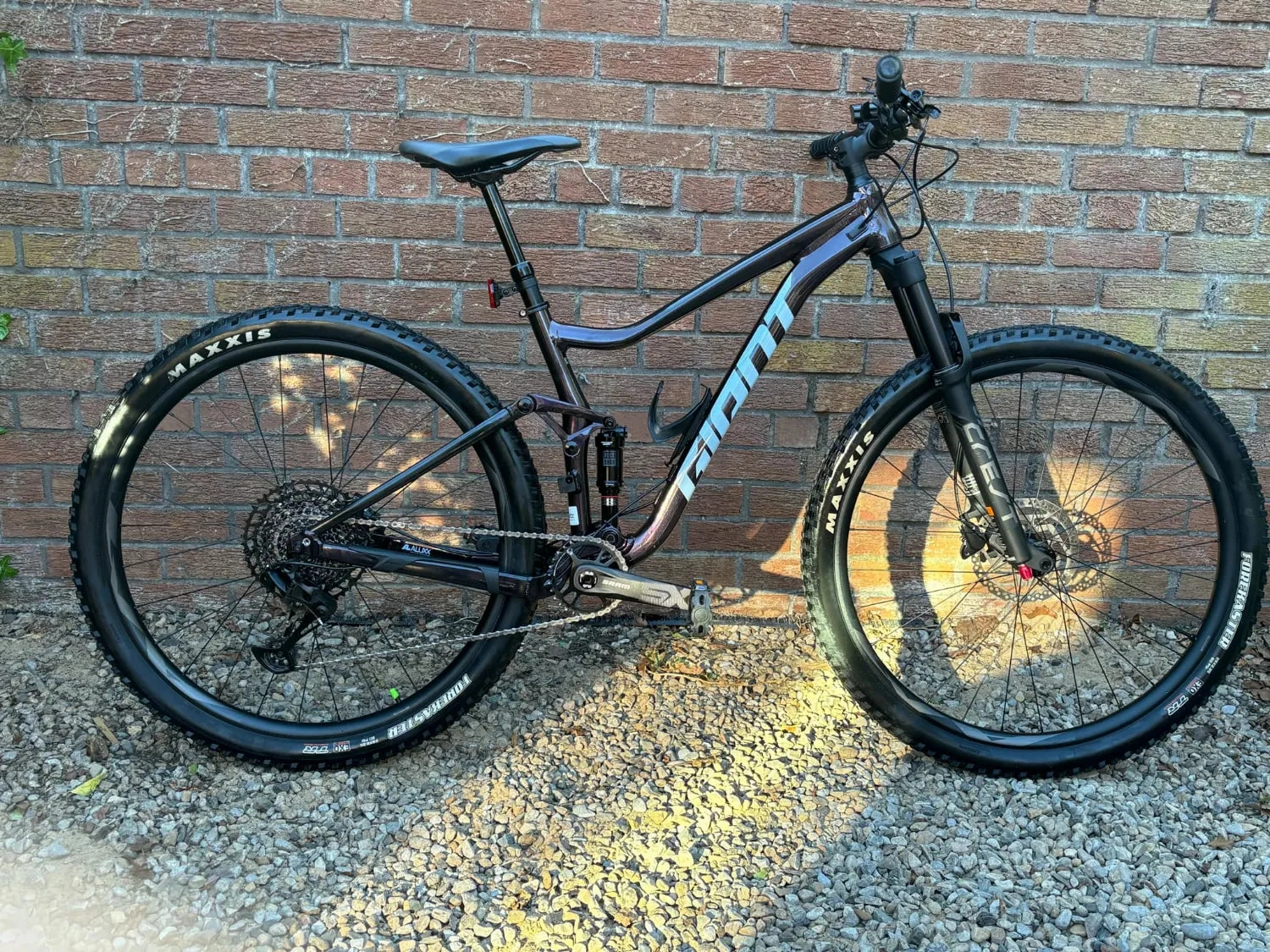 Giant Stance 2023