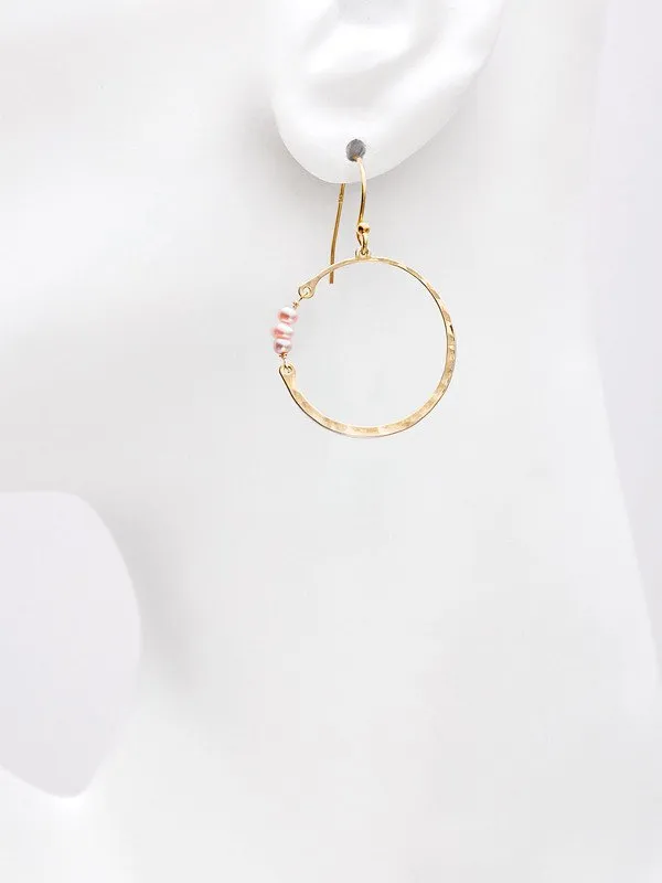 Holly Yashi Phoebe Pearl Hoop Earrings - White/Silver