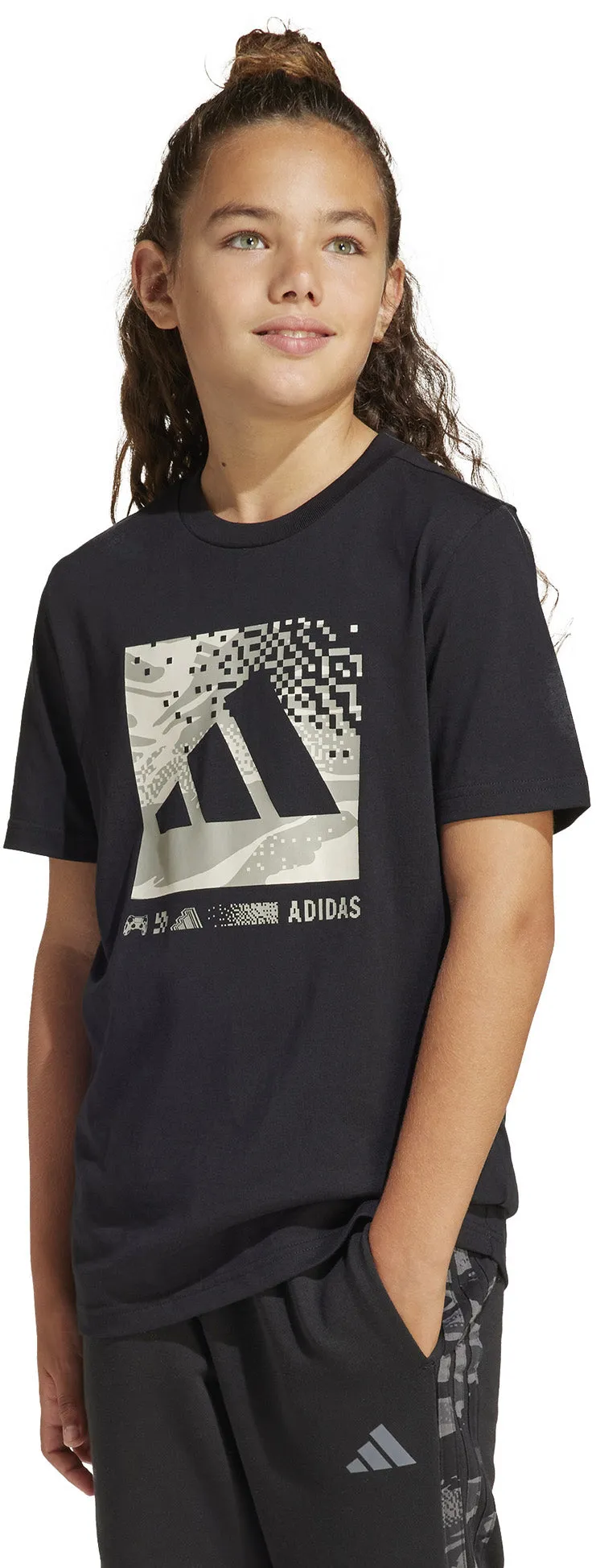 Junior's Camo Graphic T-Shirt