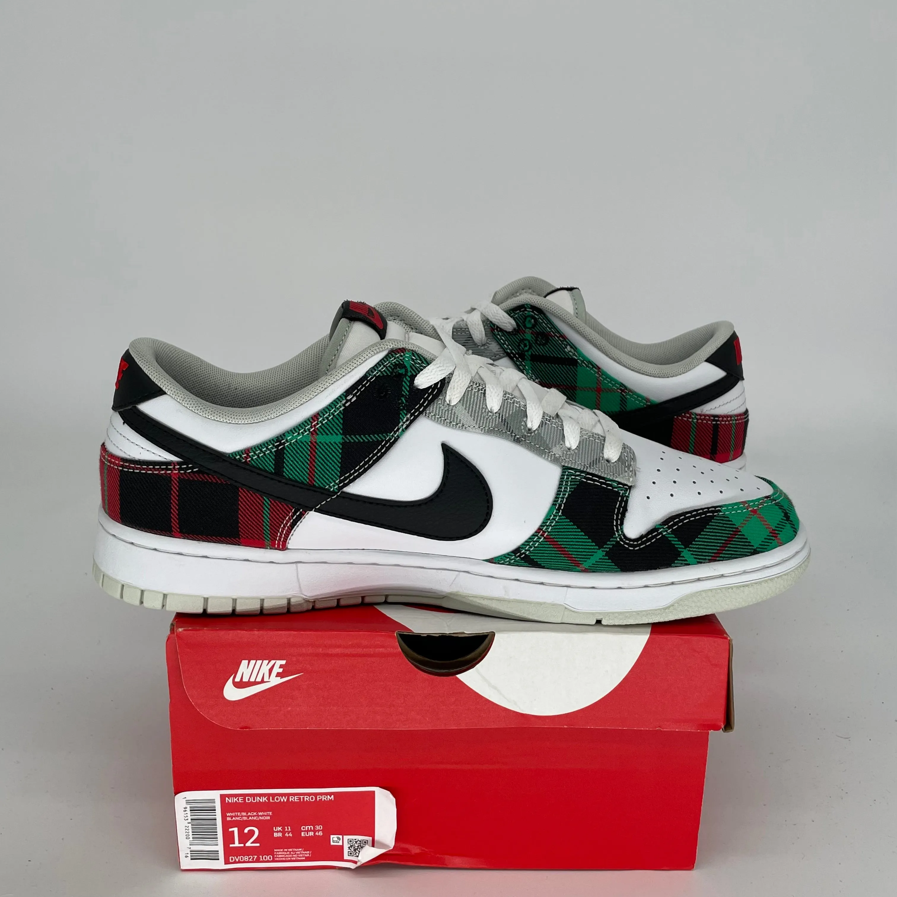NIKE DUNK LOW TARTAN PLAID SIZE 12 DV0827-100