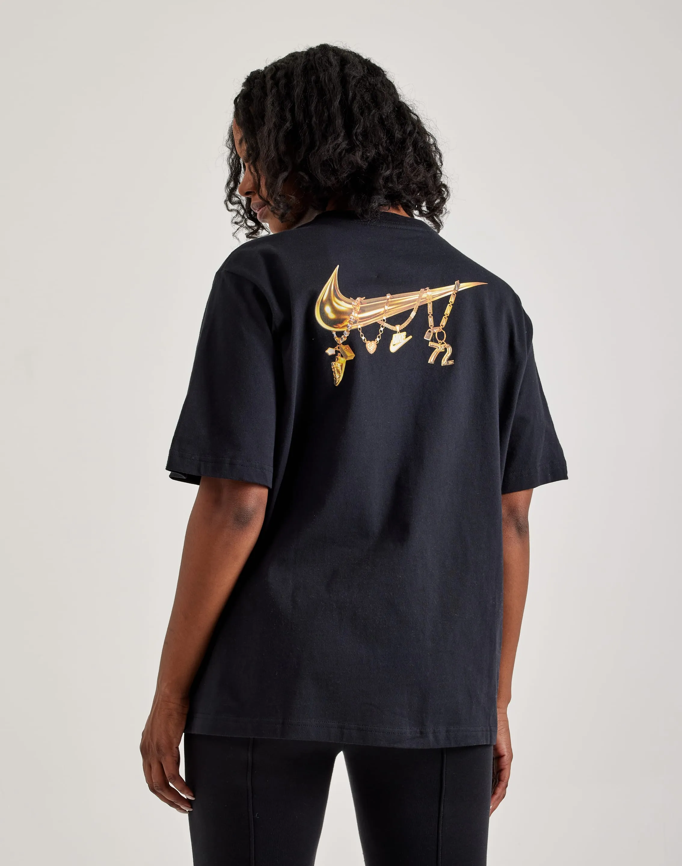 Nike Loose Graphic Tee