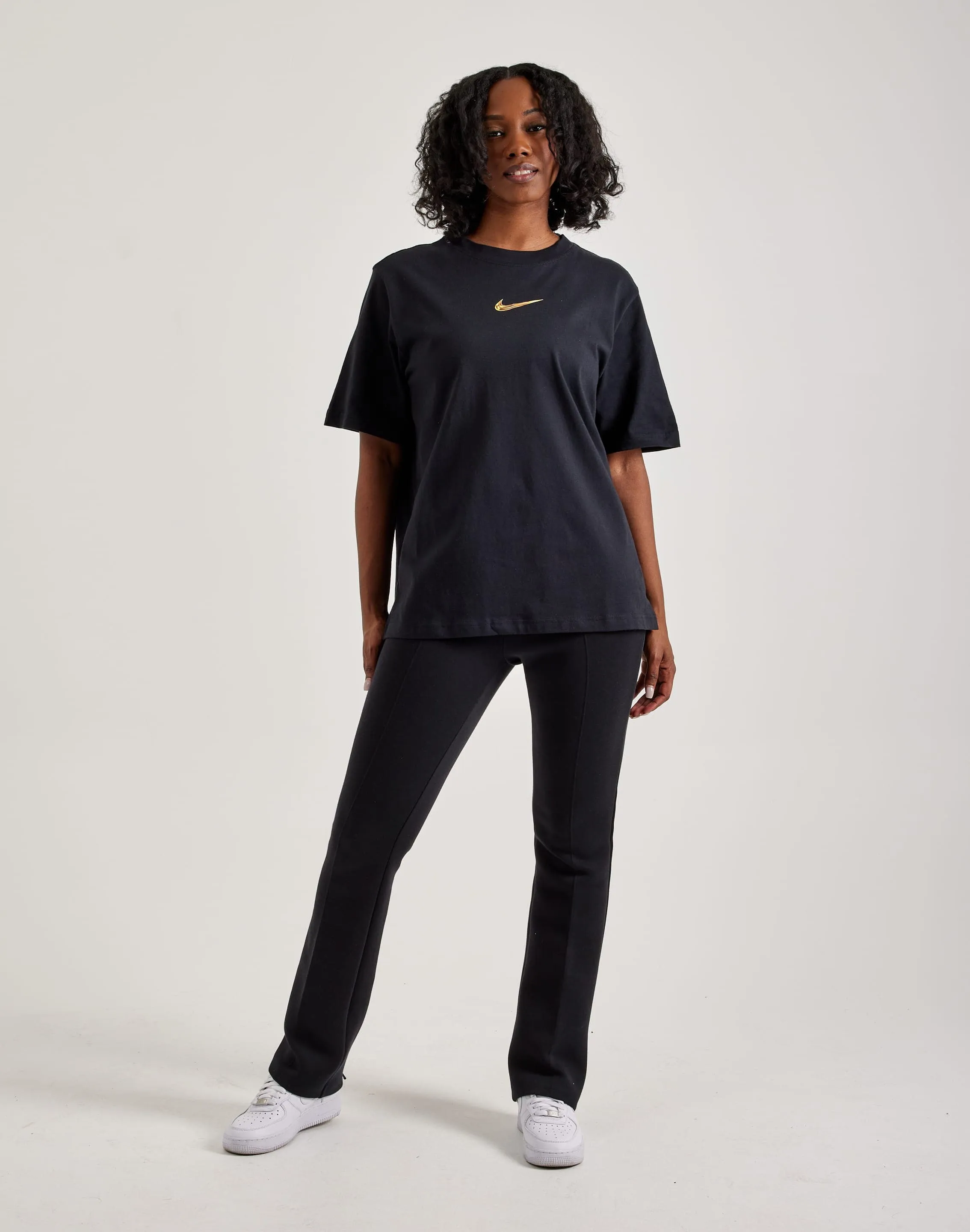 Nike Loose Graphic Tee