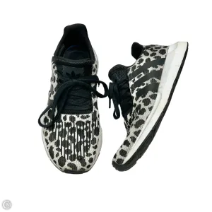 Shoes Athletic By Adidas In Black & White, Size: 7.5 adidas