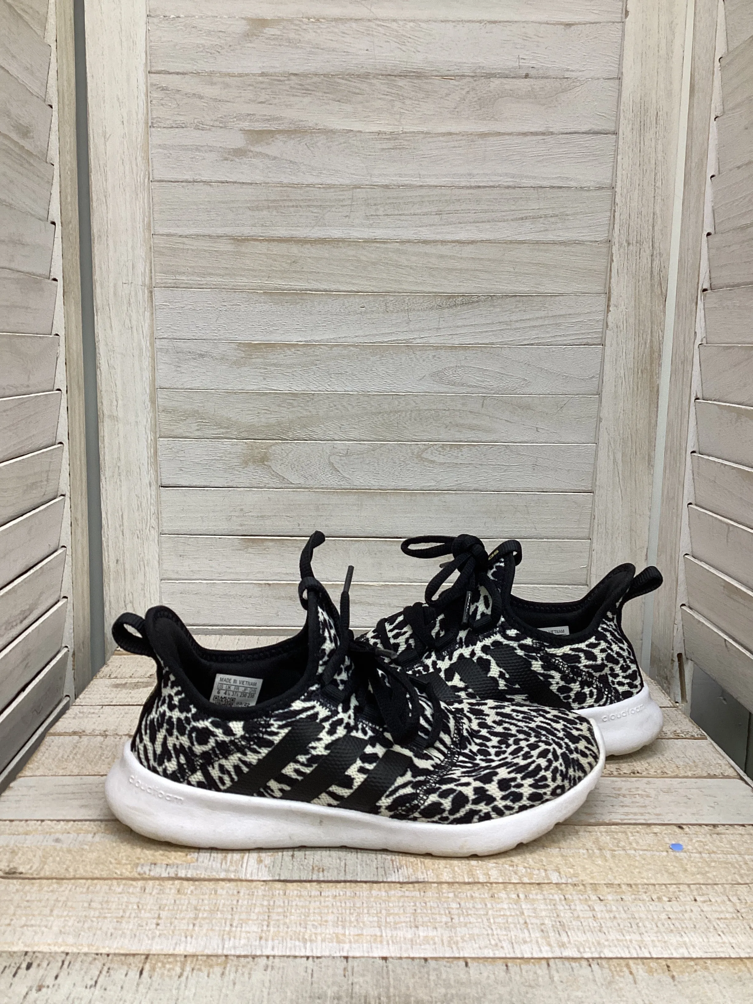 Shoes Athletic By Adidas In Leopard Print, Size: 6 adidas