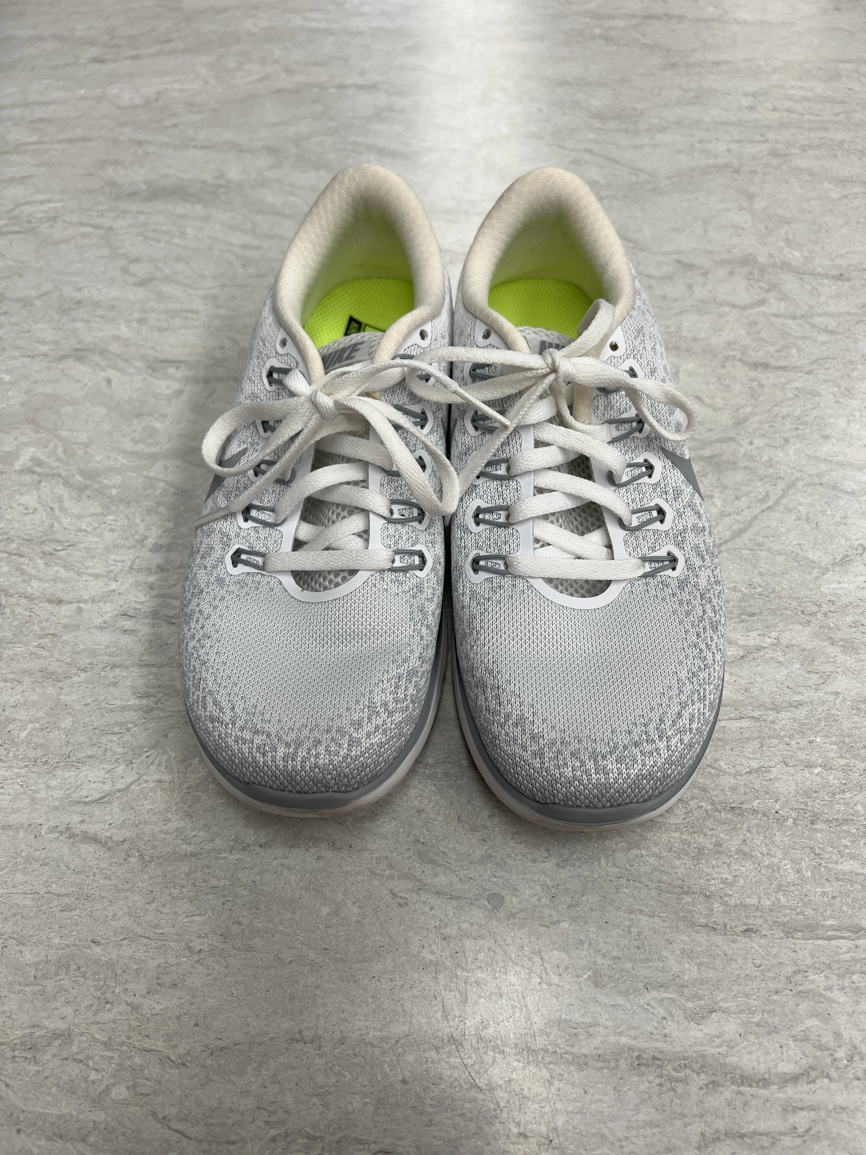 Shoes Athletic By Nike  Size: 6 nike