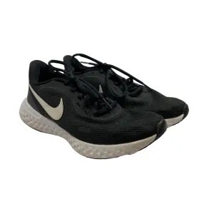 Shoes Athletic By Nike  Size: 7.5 nike