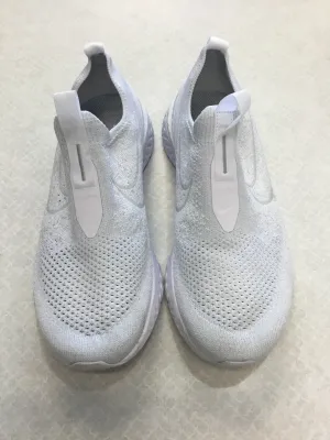 Shoes Athletic By Nike  Size: 8.5 nike