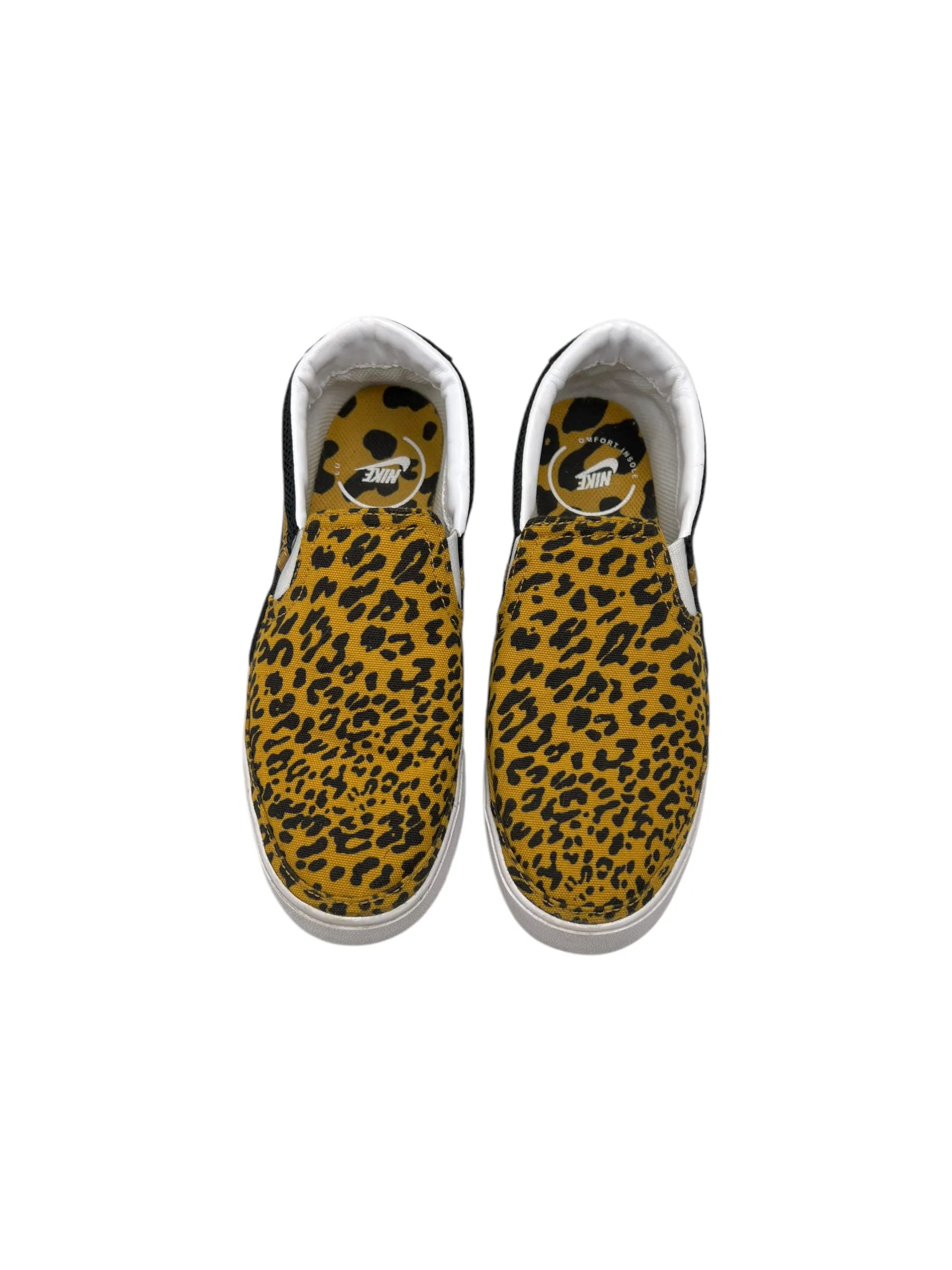 Shoes Flats By Nike In Animal Print, Size: 7 nike
