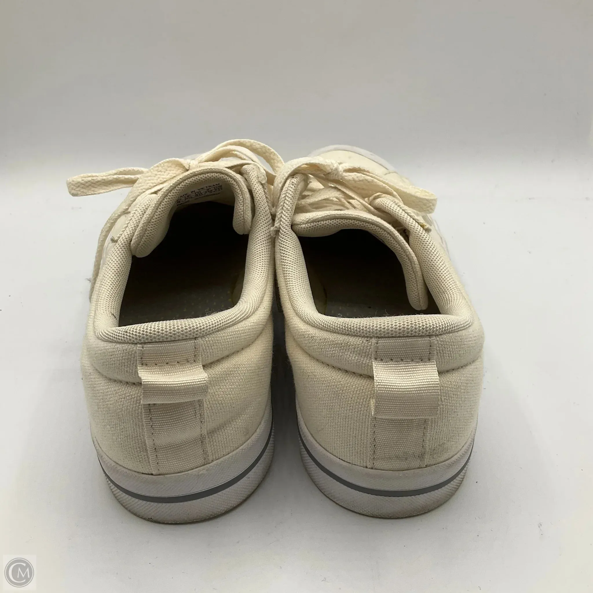 Shoes Sneakers By Adidas In Cream, Size: 8 adidas