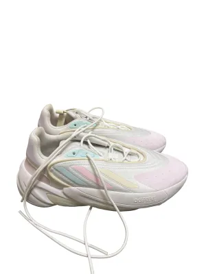 Shoes Sneakers By Adidas In White, Size: 6 adidas