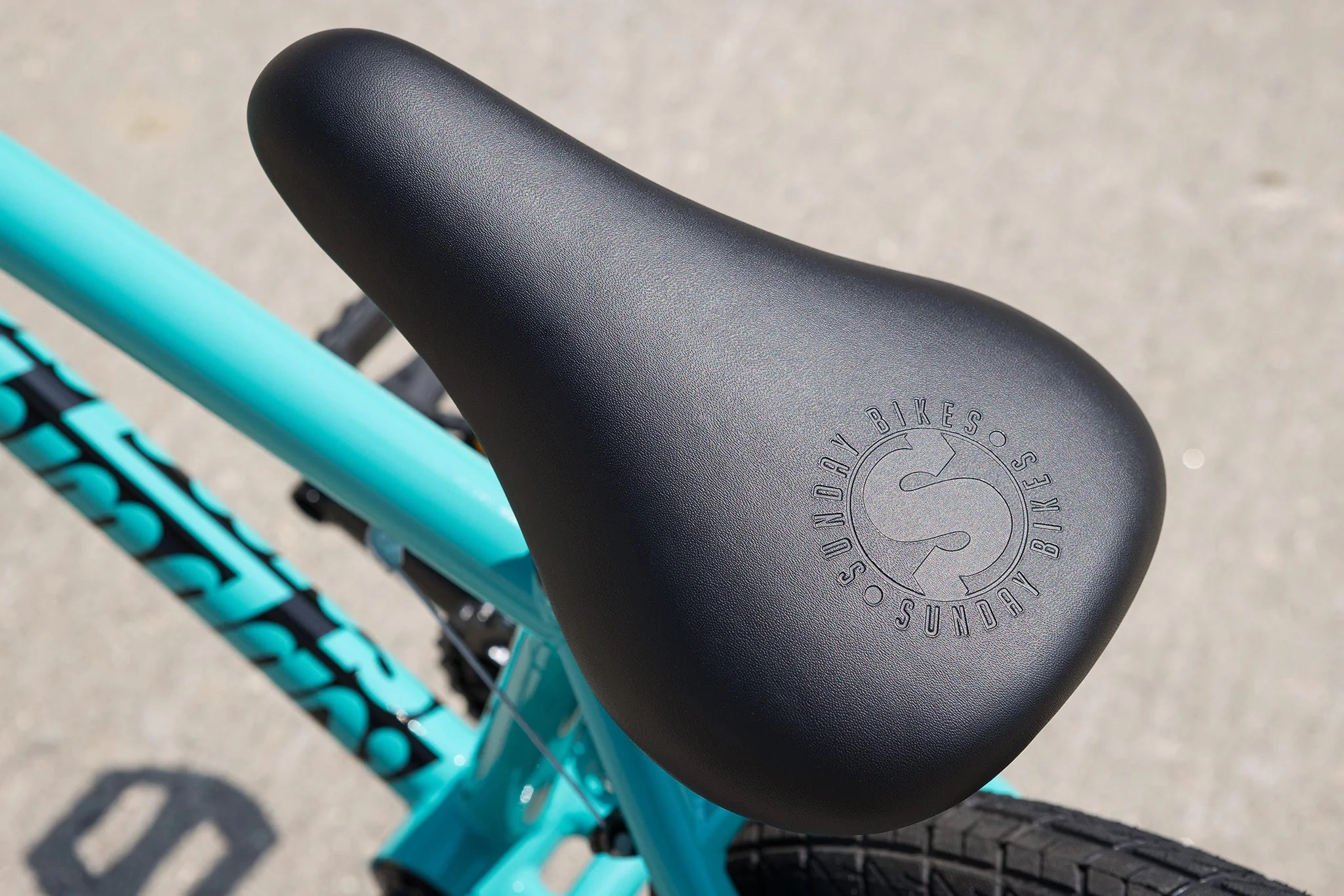 Sunday Primer 16 Complete BMX Bike - Gloss Turquoise