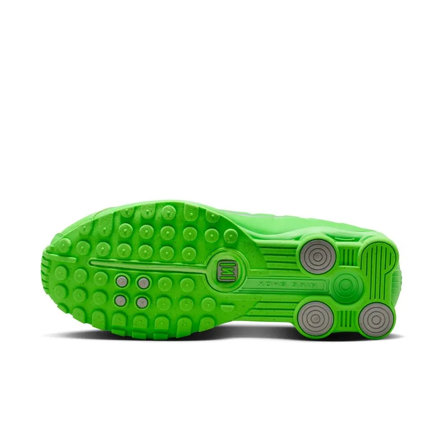 W NIKE SHOX R4  HV0839-398