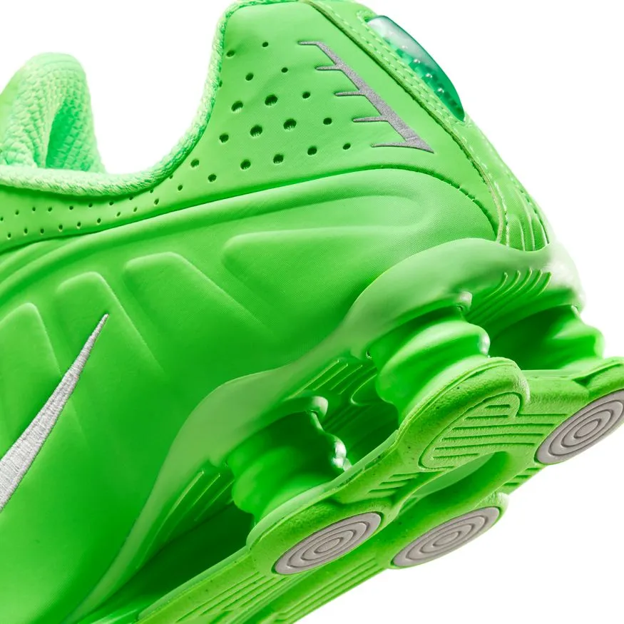 W NIKE SHOX R4  HV0839-398